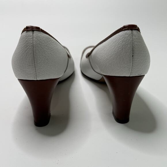 Vintage Red Cross Shoes White Brown Leather Wingtip Heels Sz 8.5 AAA RARE Pumps - Picture 6 of 12